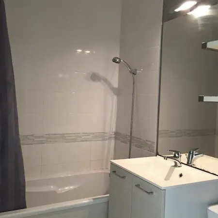 Atlantide Ii: Des Vacances A 800m Des Plages 1 Appartement Biarritz