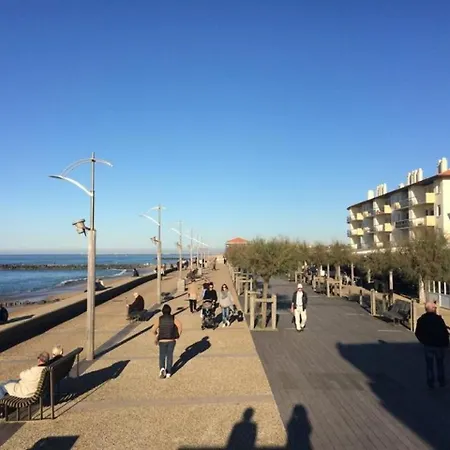 Appartement Atlantide Ii: Des Vacances A 800m Des Plages 1